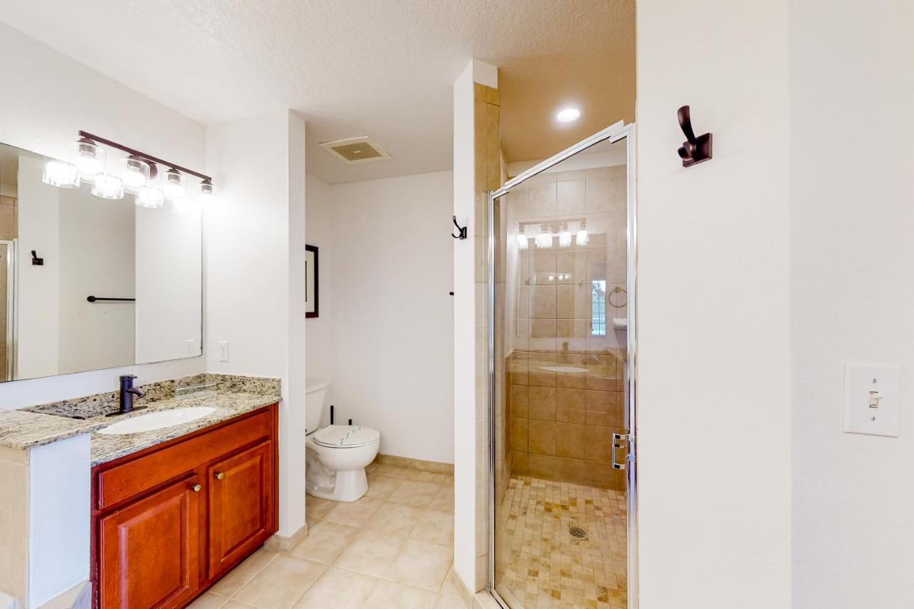 Worldquest Marvel Apartment Orlando Exterior photo